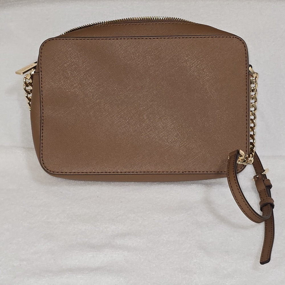 New Michael Kors Jet Set Travel Med Dome Brown Saffiano Leather Crossbody Purse‎ - Picture 6 of 16
